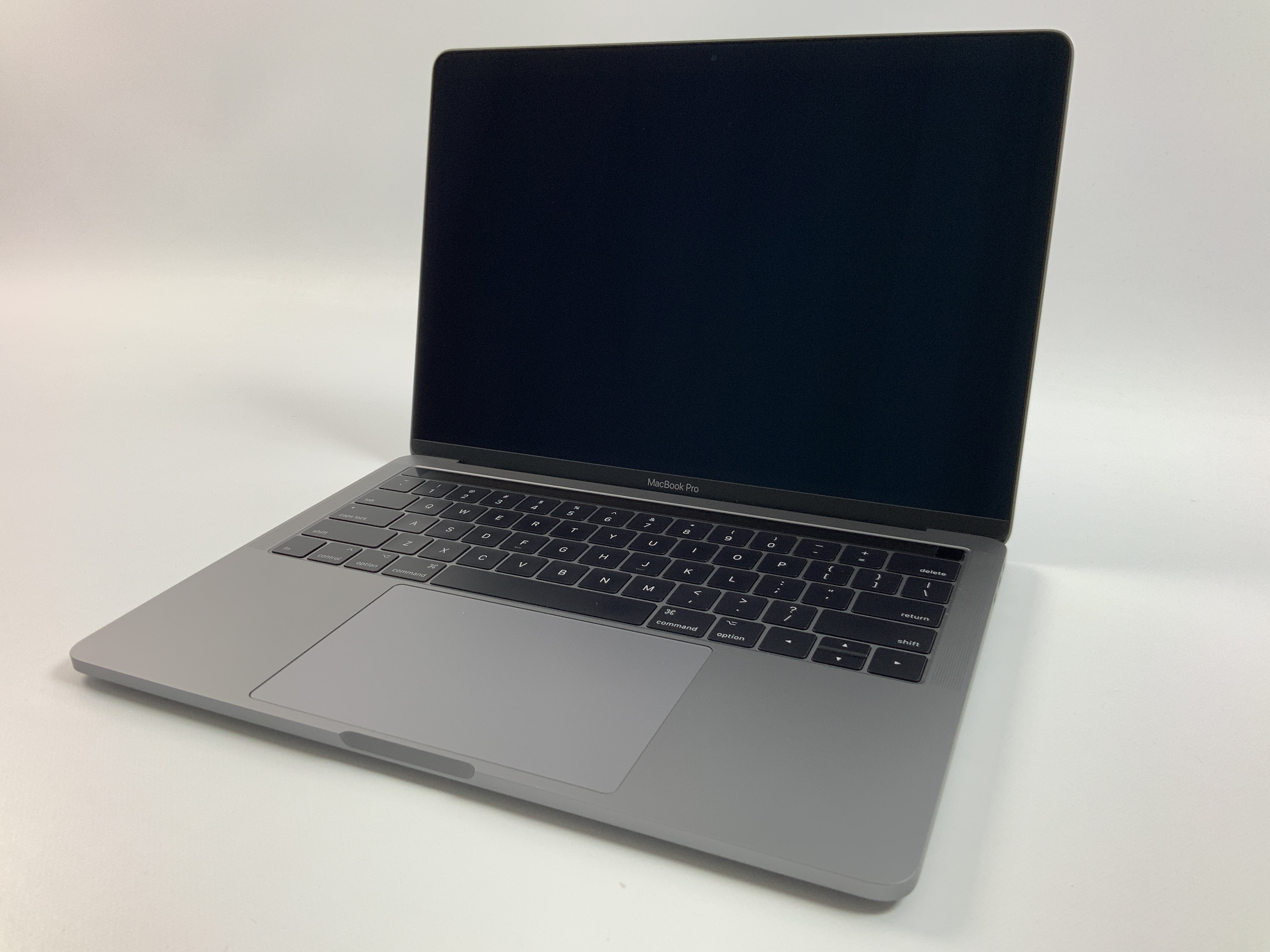 MacBook Pro 13" 4TBT Mid 2017 (Intel Core i5 3.1 GHz 8 GB RAM 512 GB SSD), Space Gray, Intel Core i5 3.1 GHz, 8 GB RAM, 512 GB SSD, Kuva 1